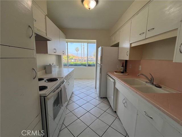 5363 La Jolla Boulevard, La Jolla CA: https://media.crmls.org/medias/6bf21a56-7db1-4757-9272-2e6c1a0c4e09.jpg