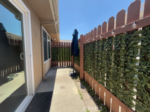 Image 12 of 14 For 4723 Jackson Street 36