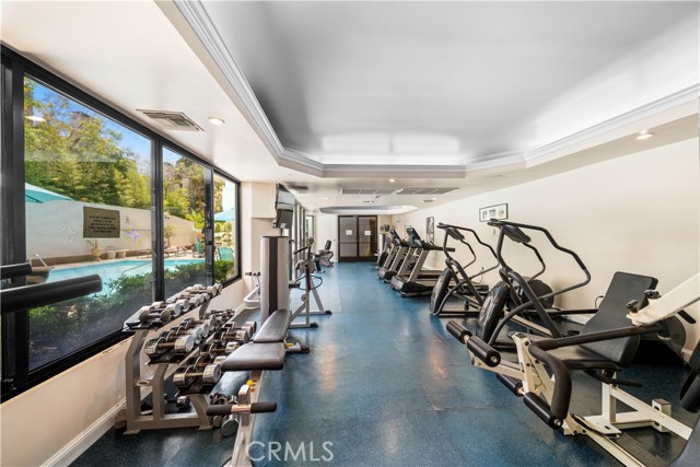 10660 Wilshire Boulevard, Los Angeles CA: https://media.crmls.org/medias/6bf321e7-5bfe-4623-ab9b-730d41bdcb78.jpg