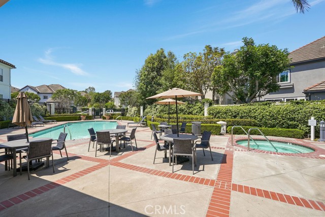25 Belfort, Newport Coast CA: https://media.crmls.org/medias/6bf32de6-9160-4d5c-8afb-2494df0484bf.jpg