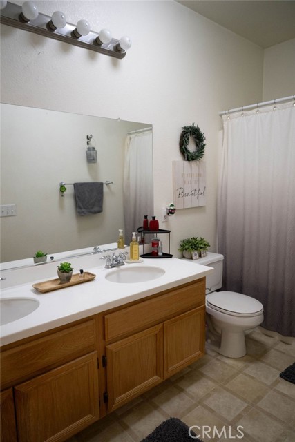 Detail Gallery Image 23 of 31 For 13018 Camden, Victorville,  CA 92392 - 3 Beds | 2/1 Baths