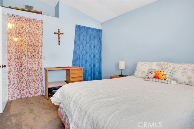 24179 Sun Valley Rd., Moreno Valley CA: https://media.crmls.org/medias/6bf493b7-aeb4-4f03-a589-6a29a9b84fc5.jpg