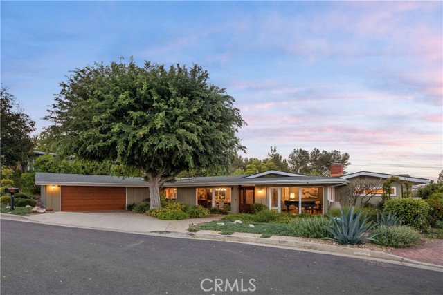 5 Spinning Wheel Lane, Rolling Hills Estates, California 90274, 3 Bedrooms Bedrooms, ,2 BathroomsBathrooms,Residential,Sold,Spinning Wheel,PV22056117