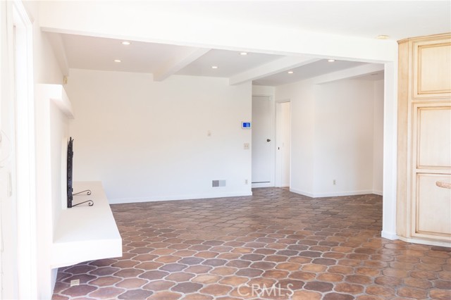 2604 Perkins Circle, Glendale CA: https://media.crmls.org/medias/6bf4fdec-aa42-4416-ba30-90b0b8044dc7.jpg