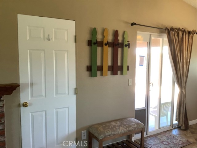 10578 Jamul Road, Apple Valley CA: https://media.crmls.org/medias/6bf4ff51-9241-4311-9207-83c73f6e1640.jpg