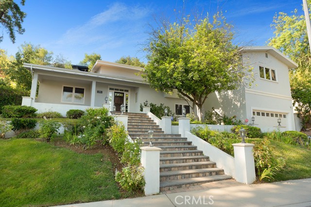 17232 Quesan Place, Encino CA: https://media.crmls.org/medias/6bf52d4a-5ffb-448c-9a08-0b481c2143a5.jpg