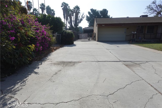 Detail Gallery Image 4 of 7 For 7334 Garden St, Riverside,  CA 92504 - 2 Beds | 2 Baths