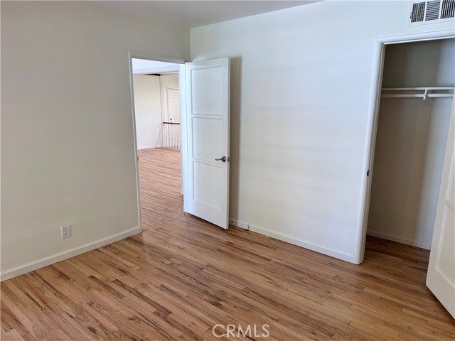 5369 Topeka Drive, Tarzana CA: https://media.crmls.org/medias/6bf5a5aa-e2d1-4bc9-96d4-f4609ea3a2f2.jpg