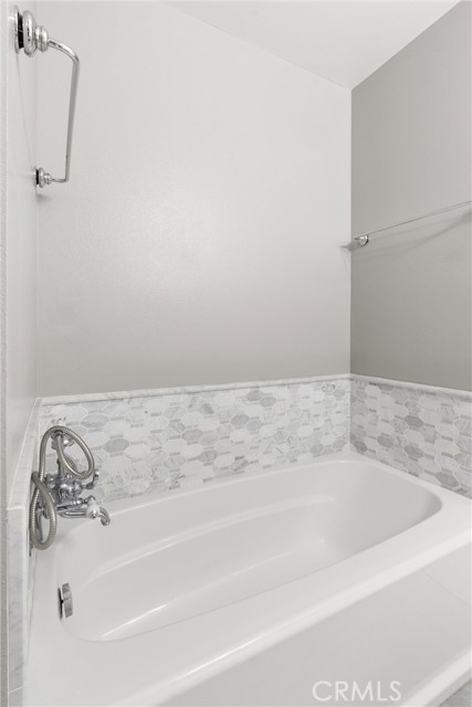 4128 Orange Avenue, Cypress CA: https://media.crmls.org/medias/6bf6f9b8-a525-40fa-bbb3-846d2bd92751.jpg