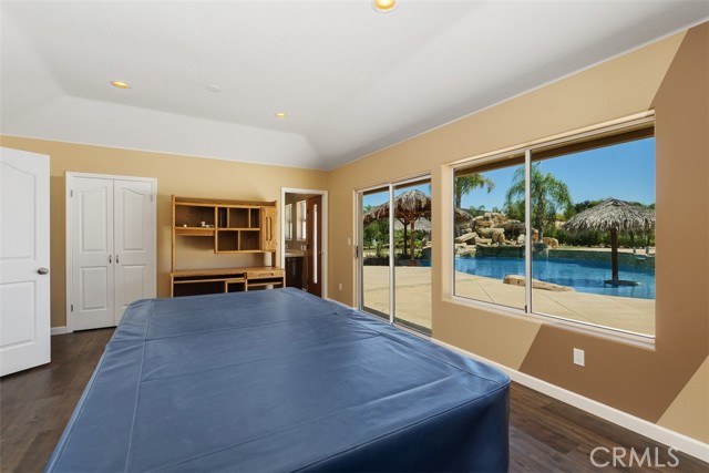 37789 Avenida La Cresta, Murrieta CA: https://media.crmls.org/medias/6bf75e57-1c04-427d-8064-1bf961bc2a7d.jpg