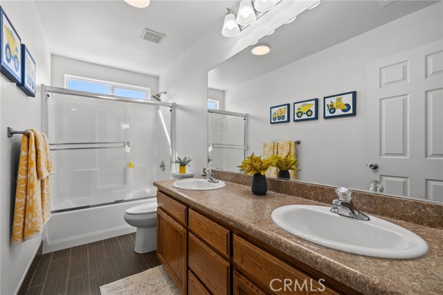 Detail Gallery Image 36 of 48 For 12303 Midtowne Dr, Bakersfield,  CA 93312 - 5 Beds | 2/1 Baths