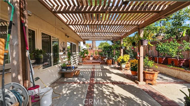 Detail Gallery Image 26 of 32 For 14272 Saarinen Ct, Irvine,  CA 92606 - 4 Beds | 2/1 Baths