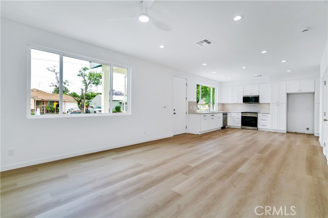 6168 Briercrest Avenue, Lakewood CA: https://media.crmls.org/medias/6bf9abef-249e-44d2-a29e-60921226fd69.jpg