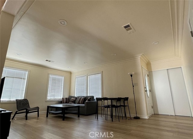 10721 Crockett Street photo 7