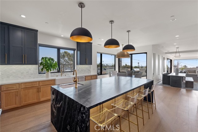 Detail Gallery Image 16 of 48 For 1504 Prospect Ave, Hermosa Beach,  CA 90254 - 4 Beds | 5 Baths