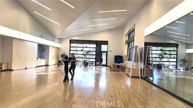 610 Cultivate, Irvine CA: https://media.crmls.org/medias/6bfe5226-5105-4b14-9ff6-24a0fde8f74b.jpg