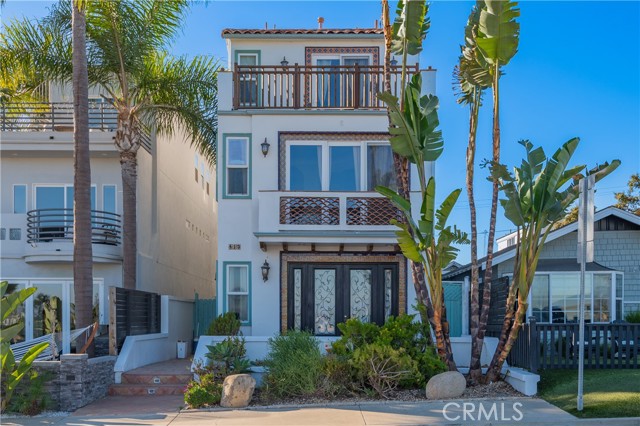 Detail Gallery Image 1 of 44 For 413 Delaware St, Huntington Beach,  CA 92648 - 3 Beds | 3/1 Baths