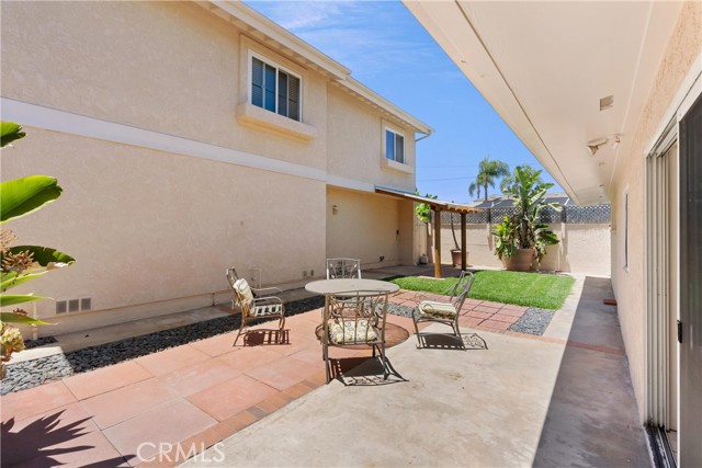 Detail Gallery Image 22 of 27 For 1841 Lake St, Huntington Beach,  CA 92648 - 3 Beds | 2 Baths