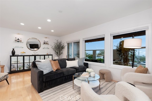 Detail Gallery Image 25 of 55 For 24386 Vista Point Ln, Dana Point,  CA 92629 - 3 Beds | 2/1 Baths