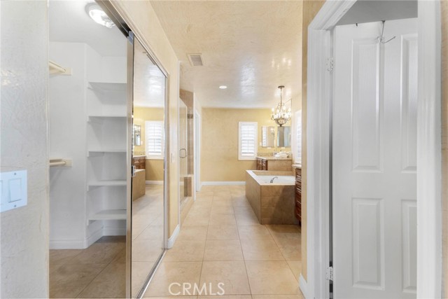 Detail Gallery Image 22 of 41 For 2547 Calla Lily Ct, Simi Valley,  CA 93063 - 4 Beds | 2/1 Baths