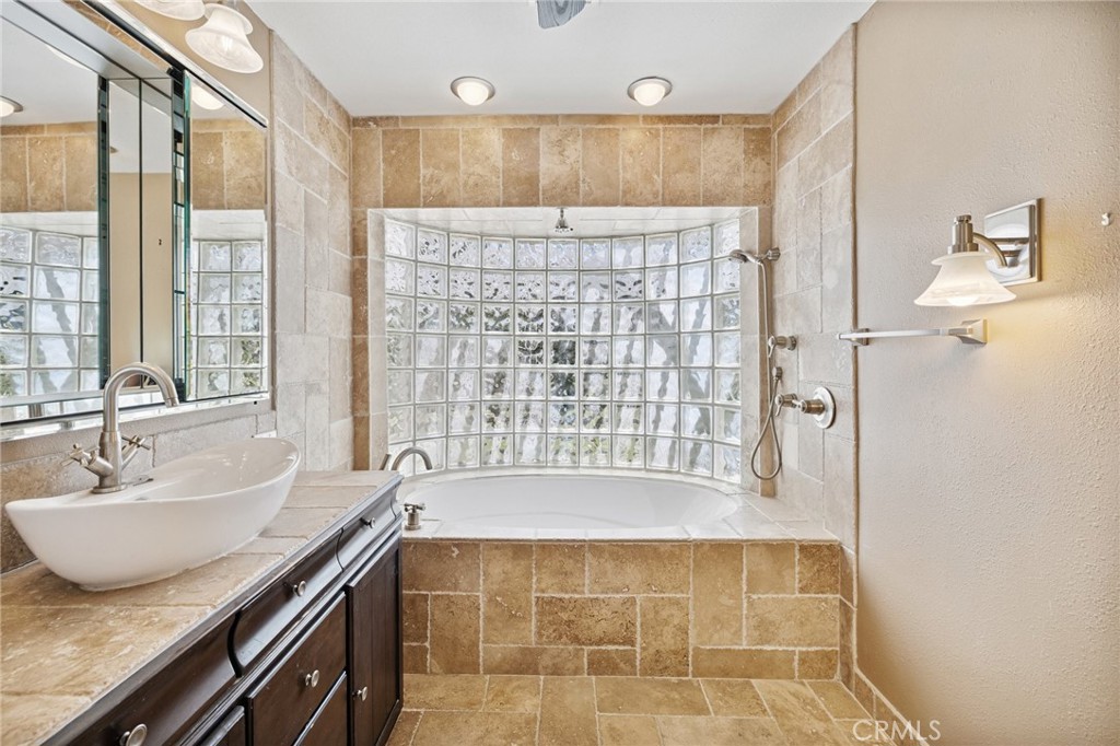 MLS #IV25152411 img 28