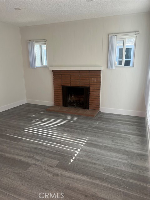 Detail Gallery Image 4 of 21 For 635 Palm, Glendale,  CA 91202 - 3 Beds | 2 Baths