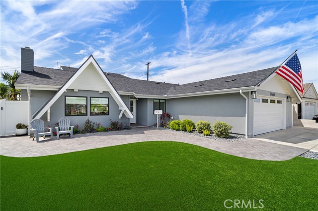 Detail Gallery Image 2 of 45 For 17551 Griffith, Huntington Beach,  CA 92649 - 4 Beds | 3 Baths