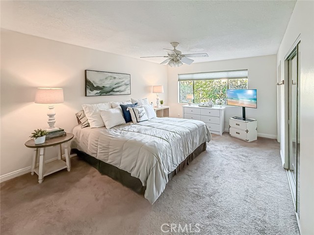 Detail Gallery Image 15 of 31 For 22038 Vanowen St #113,  Woodland Hills,  CA 91303 - 2 Beds | 2/1 Baths
