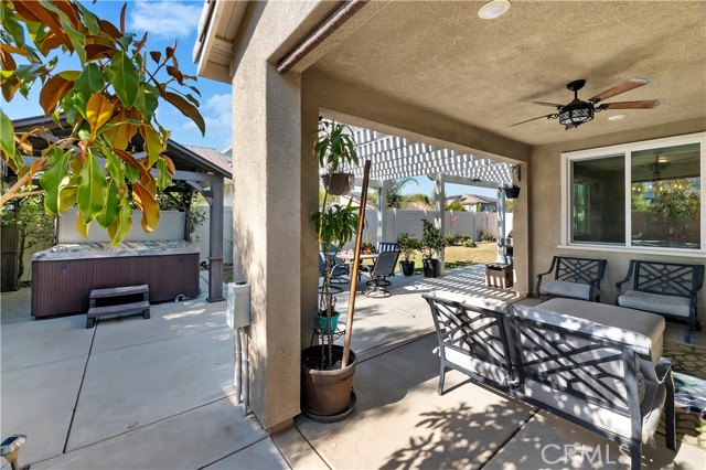 Detail Gallery Image 32 of 49 For 30572 Trumpet Vine Lane, Murrieta,  CA 92563 - 4 Beds | 2/1 Baths