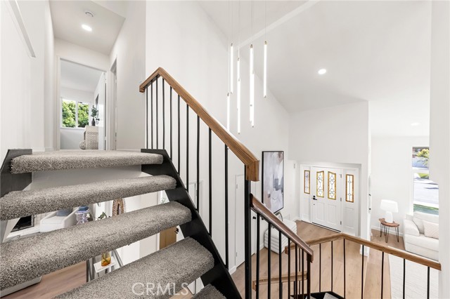 Image 25 of 56 For 19841 Lombardy Lane