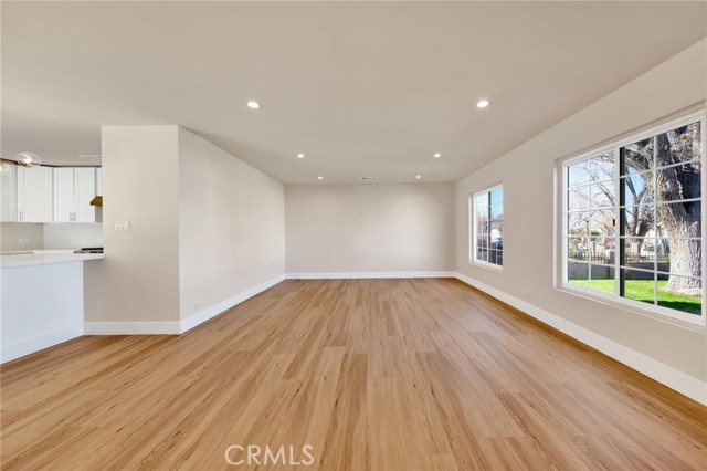 Detail Gallery Image 4 of 43 For 1026 W Avenue J7, Lancaster,  CA 93534 - 4 Beds | 2 Baths