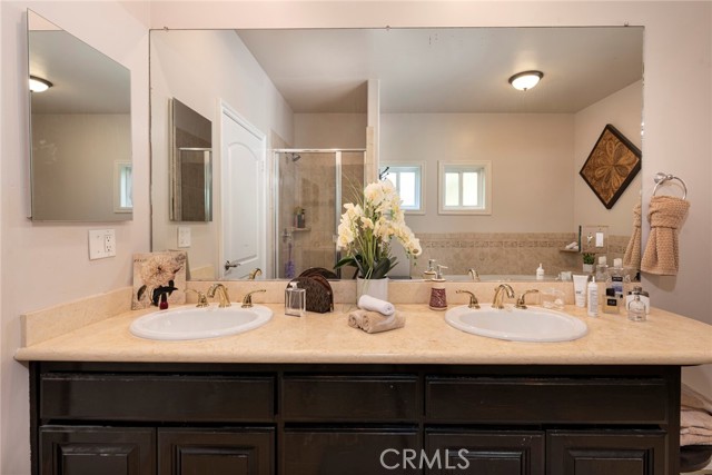 Image 21 of 30 For 12102 La Cienega Boulevard