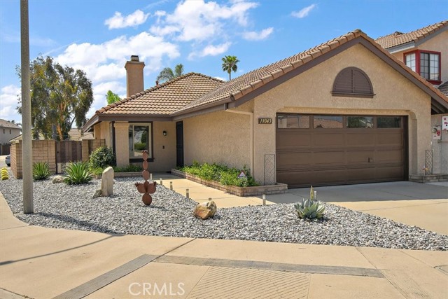 Detail Gallery Image 1 of 30 For 11043 Countryview Dr, Rancho Cucamonga,  CA 91730 - 2 Beds | 2 Baths