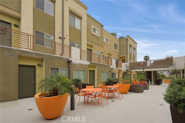 Detail Gallery Image 27 of 37 For 2980 Ripple Pl #107,  Los Angeles,  CA 90039 - 2 Beds | 2 Baths