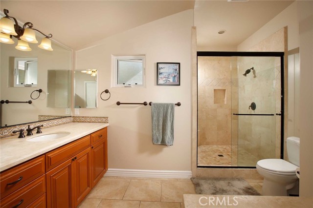 Detail Gallery Image 23 of 51 For 1595 E Avenida De Las Flores, Thousand Oaks,  CA 91362 - 4 Beds | 4/1 Baths