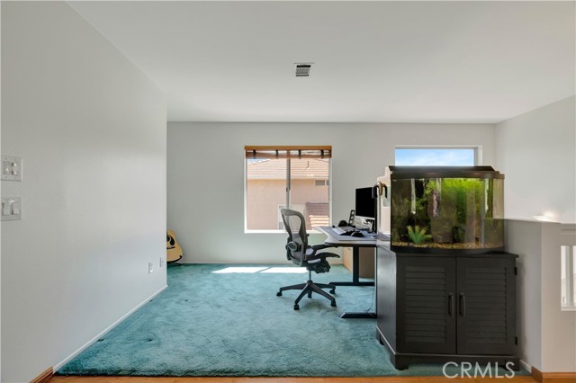 20009 Tanager Court, Canyon Country CA: https://media.crmls.org/medias/6c07521d-1136-42a4-9a45-1ea89f9c2722.jpg