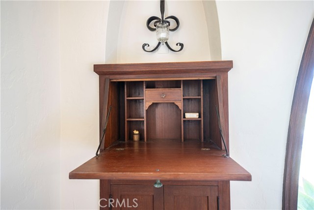 Original pull down desk.