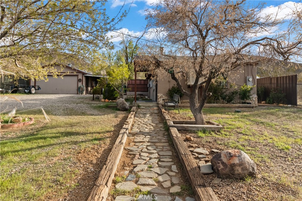 6C07F88D 2792 49C3 B6D9 91387C480Cbc 511 Piute Avenue, Johannesburg, Ca 93528 &Lt;Span Style='BackgroundColor:transparent;Padding:0Px;'&Gt; &Lt;Small&Gt; &Lt;I&Gt; &Lt;/I&Gt; &Lt;/Small&Gt;&Lt;/Span&Gt;