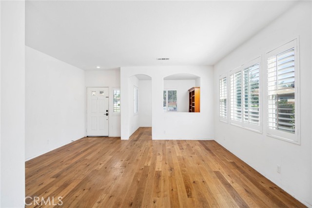 Image 4 of 33 For 30800 Branford Drive