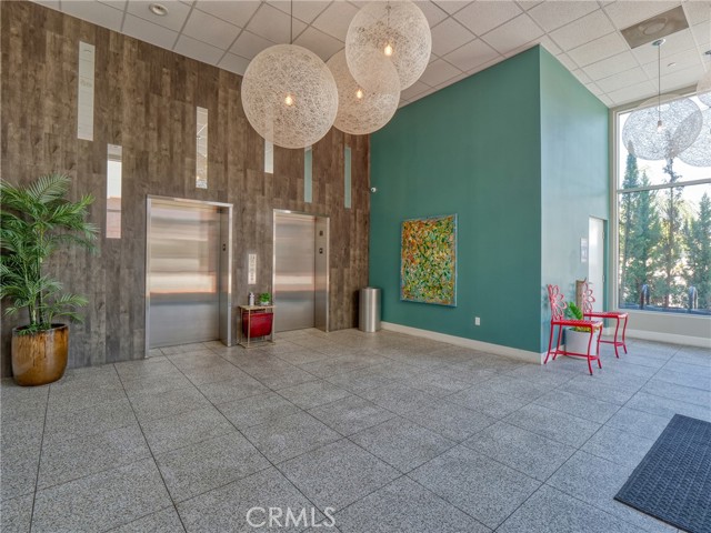 56 E Duarte Road, Arcadia CA: https://media.crmls.org/medias/6c093ce2-a449-4d33-ab01-3e049d31fcf2.jpg