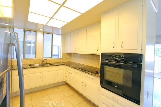 Detail Gallery Image 12 of 34 For 368 Avenida Castilla #P,  Laguna Woods,  CA 92637 - 2 Beds | 2 Baths