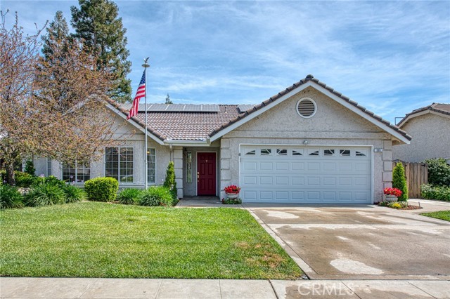 Detail Gallery Image 2 of 35 For 335 Mckelvy, Clovis,  CA 93611 - 4 Beds | 2 Baths