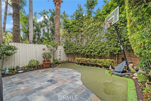 117 Alabama Street, Huntington Beach CA: https://media.crmls.org/medias/6c0bf2dc-cc12-4771-afdb-69480d7e054e.jpg