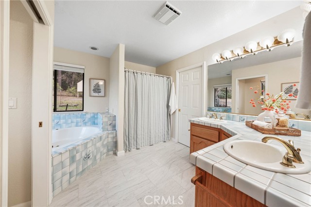 Detail Gallery Image 27 of 74 For 8700 Red Hills Rd, Kelseyville,  CA 95451 - 5 Beds | 3 Baths