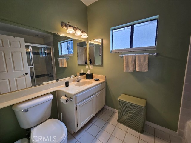 Detail Gallery Image 8 of 17 For 14326 Chandler Bld #105,  Sherman Oaks,  CA 91401 - 3 Beds | 3 Baths