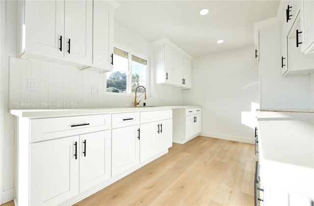 Detail Gallery Image 4 of 20 For 5860 Mountain View Ave, Riverside,  CA 92504 - 3 Beds | 2 Baths