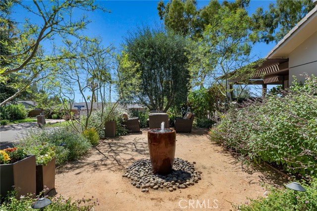 1 Crestwind Drive, Rancho Palos Verdes CA: https://media.crmls.org/medias/6c0debff-7783-4af4-ba90-83e7c78d1f92.jpg
