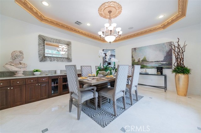 801 S Michillinda Avenue, Pasadena CA: https://media.crmls.org/medias/6c0f054d-5e20-4e92-bd99-e703bffc30ea.jpg