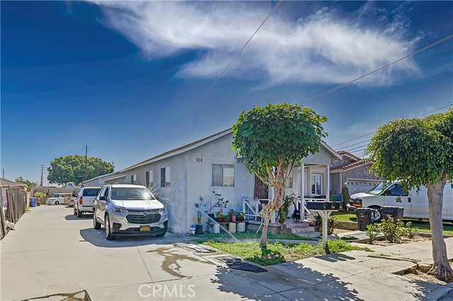 Detail Gallery Image 3 of 16 For 908 Mcfarland Ave, Wilmington,  CA 90744 - – Beds | – Baths
