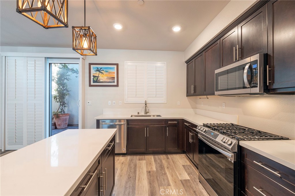 24604 Westwind Pl